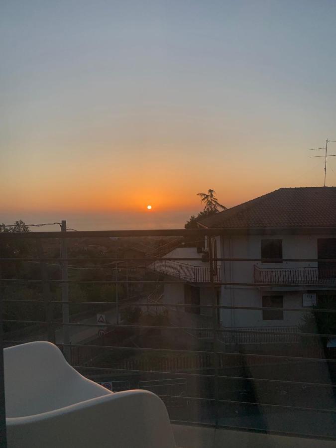 Etna Stone Bed & Breakfast Zafferana Etnea Ngoại thất bức ảnh